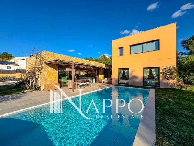 4 bedroom Villa for sale in Bunyola with pool garage - € 1,800,000 (Ref: 9816254)