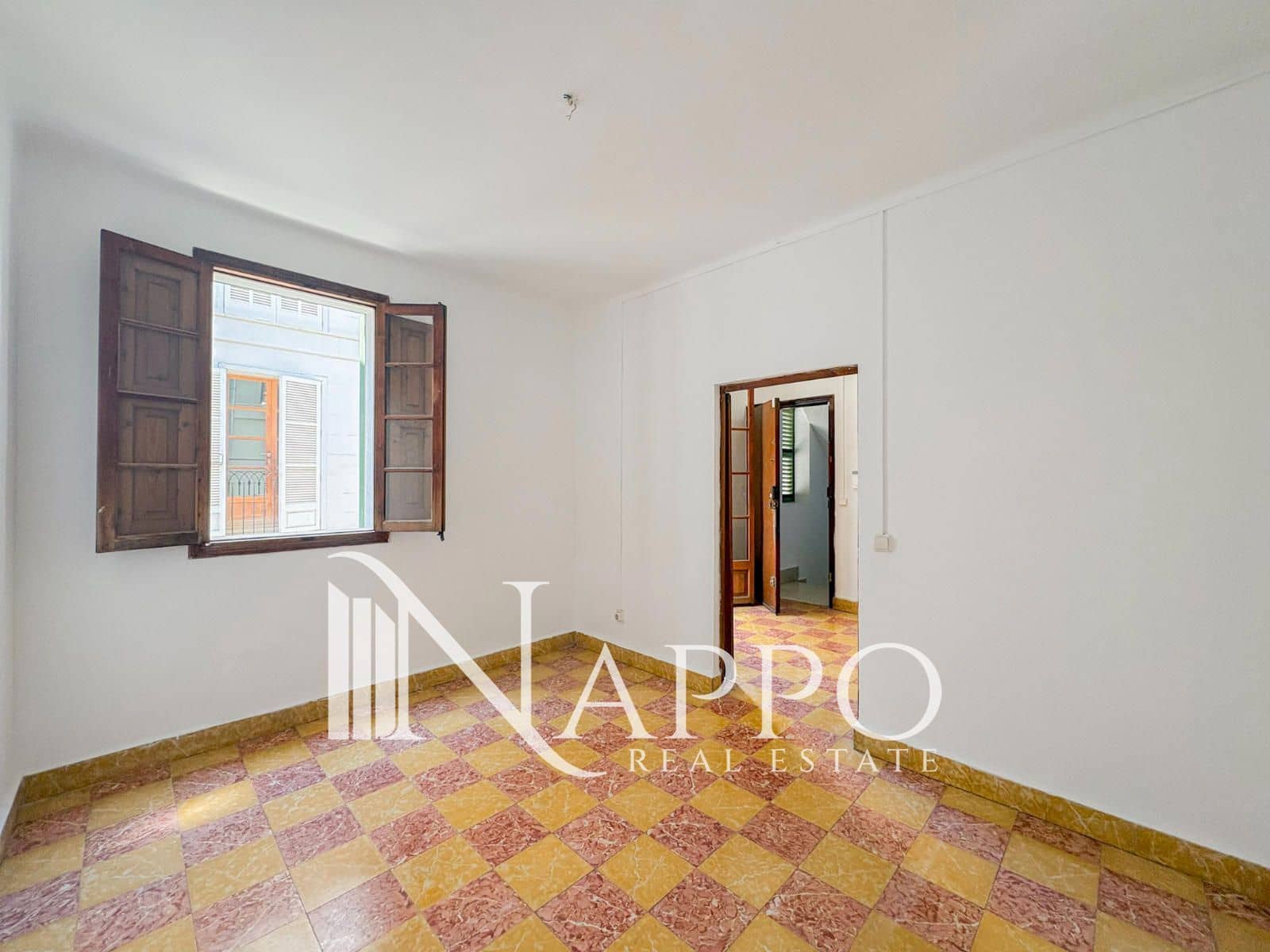 4 bedroom Flat for sale in Palma de Mallorca - € 559,600 (Ref: 9816394)