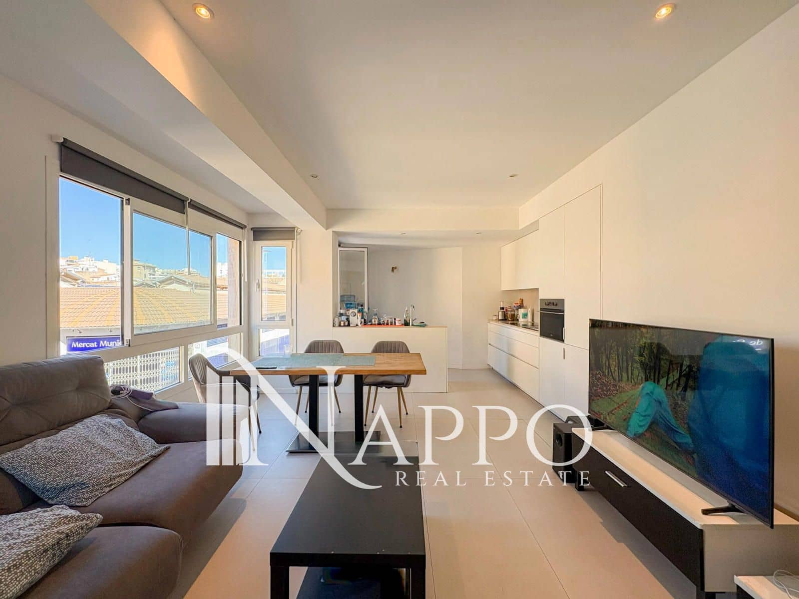 3 slaapkamer Flat te huur in Palma de Mallorca - € 1.900 (Ref: 9816511)