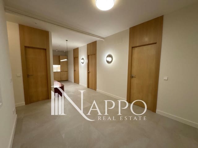 4 soveværelse Lejlighed til salg i Argüelles, Madrid by - € 725.000 (Ref: 9816616)