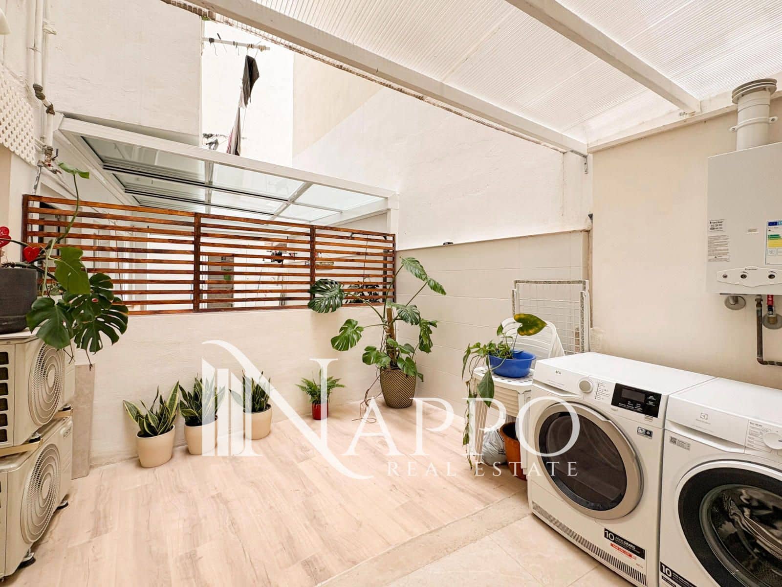 2 quarto Apartamento para arrendar em Palma de Mallorca - 1 800 € (Ref: 9818472)