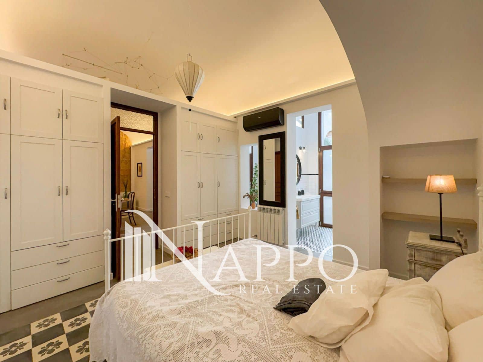 2 soveværelse Lejlighed til leje i Palma de Mallorca - € 1.950 (Ref: 9818784)