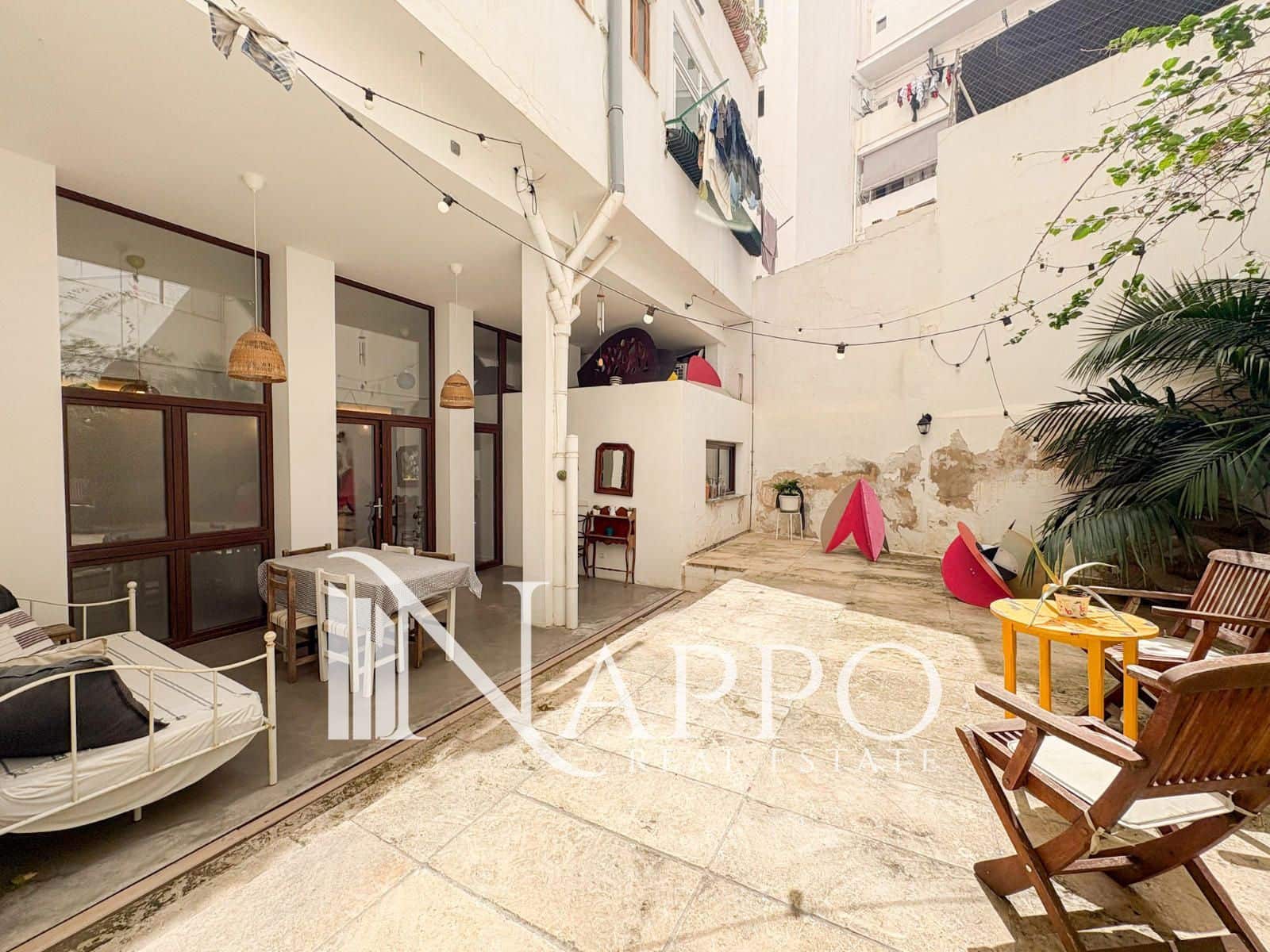 2 soveværelse Lejlighed til leje i Palma de Mallorca - € 1.950 (Ref: 9818784)