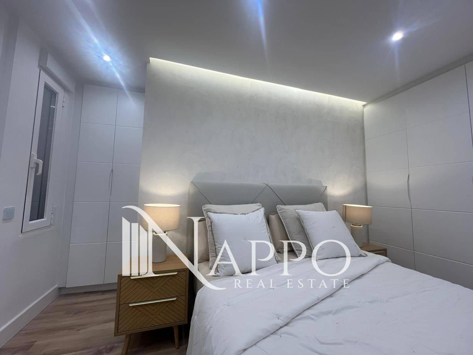 2 soveværelse Lejlighed til salg i Madrid by - € 939.000 (Ref: 9827394)