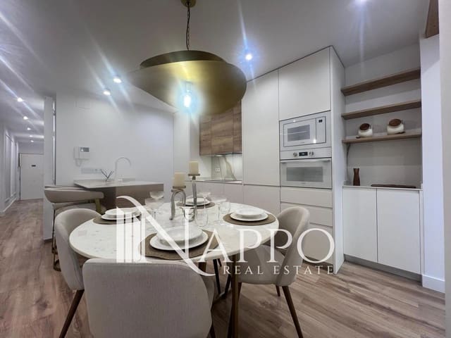 2 makuuhuone Asunto myytävänä paikassa Madrid kaupunki - 939 000 € (Ref: 9827394)