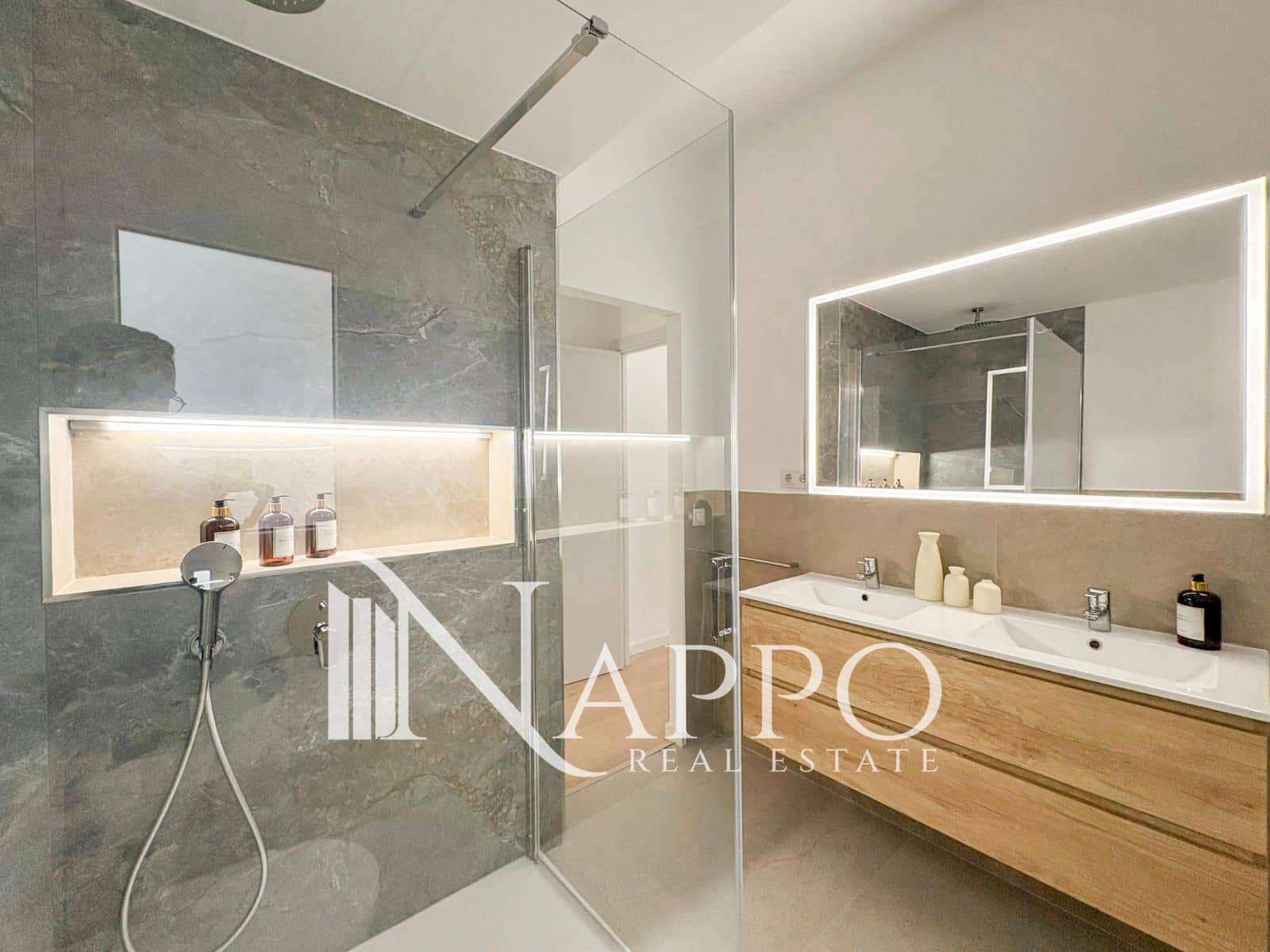 2 Zimmer Wohnung zu verkaufen in Palma de Mallorca mit Garage - 378.000 € (Ref: 9828022)