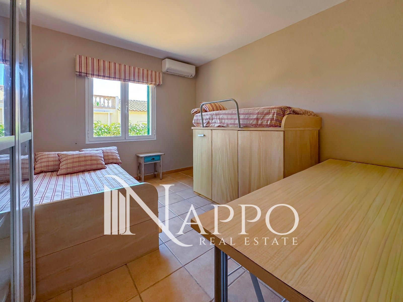 Villa/Maison de 3 chambres à louer à Sa Rapita / La Rapita - 2 000 € (Ref: 9828104)