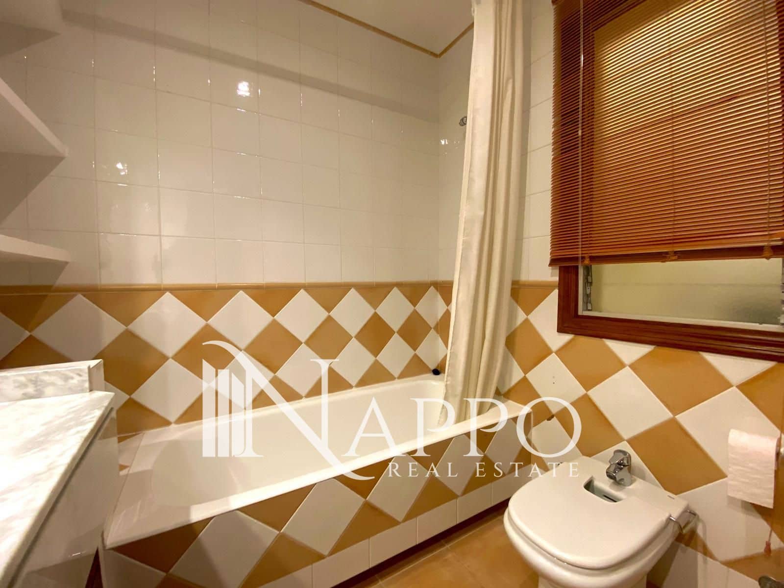 2 Zimmer Wohnung zu vermieten in Palma de Mallorca - 2.250 € (Ref: 9831976)