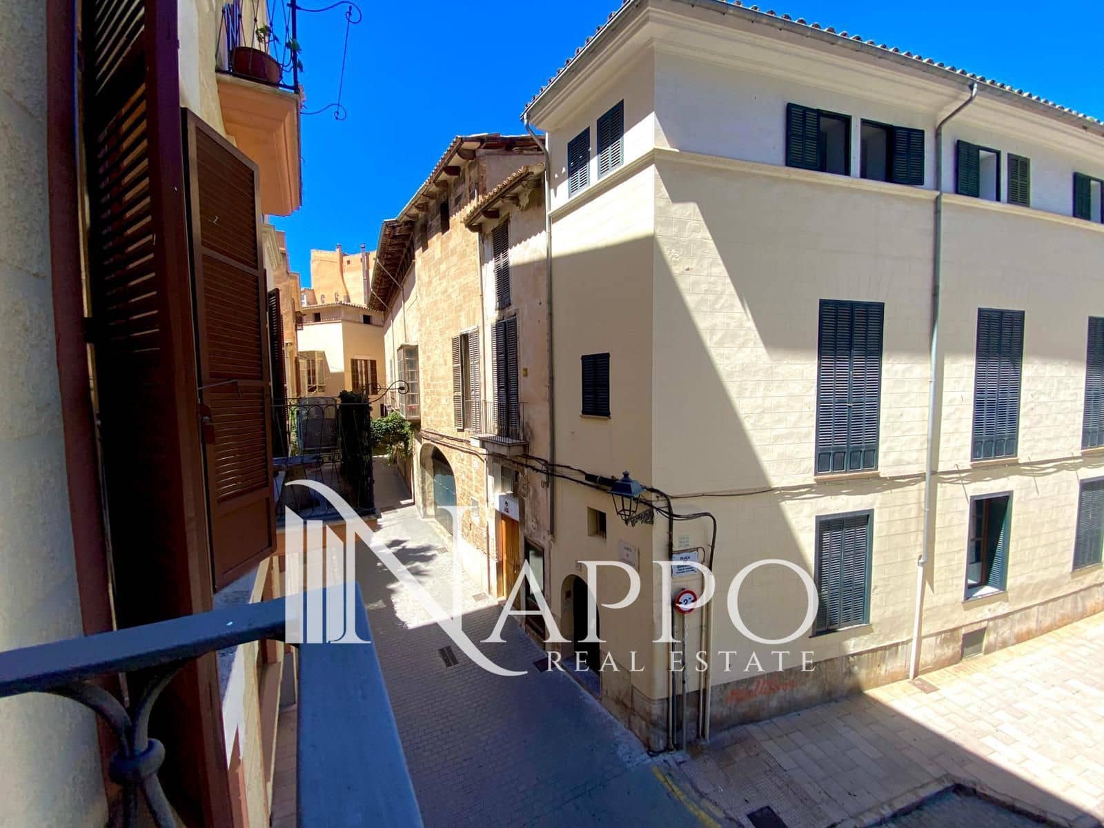 2 Zimmer Wohnung zu vermieten in Palma de Mallorca - 2.250 € (Ref: 9831976)