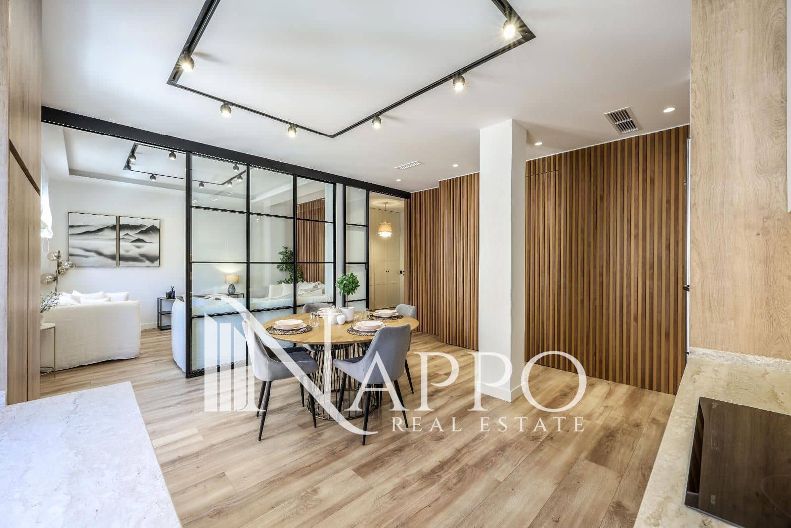3 Zimmer Wohnung zu verkaufen in Madrid Stadt mit Garage - 1.599.000 € (Ref: 9834806)