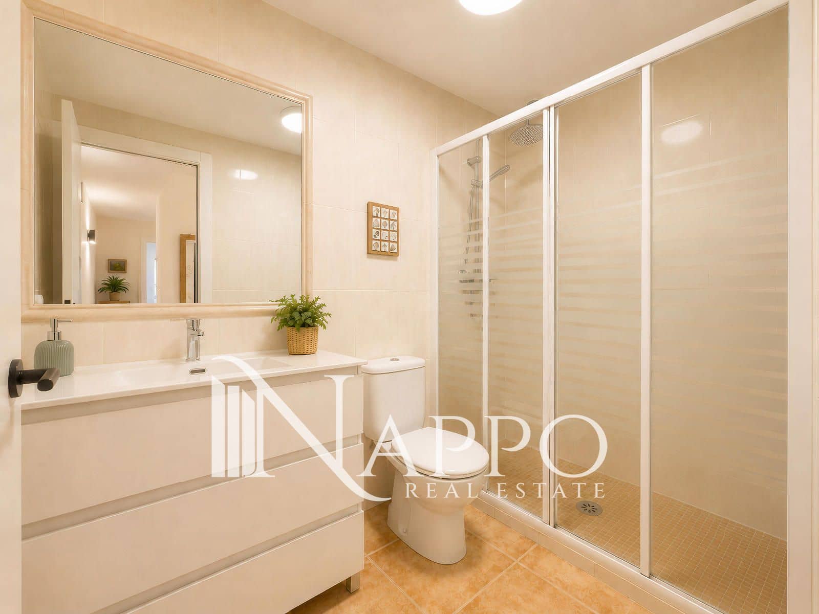 2 bedroom Flat for sale in Sa Cabaneta / La Cabaneta with garage - € 389,000 (Ref: 9838675)