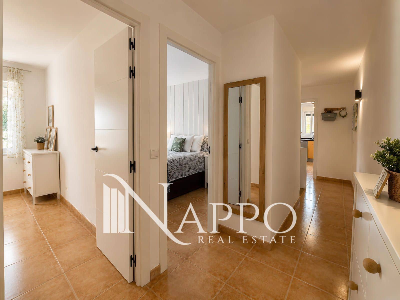 2 bedroom Flat for sale in Sa Cabaneta / La Cabaneta with garage - € 389,000 (Ref: 9838675)