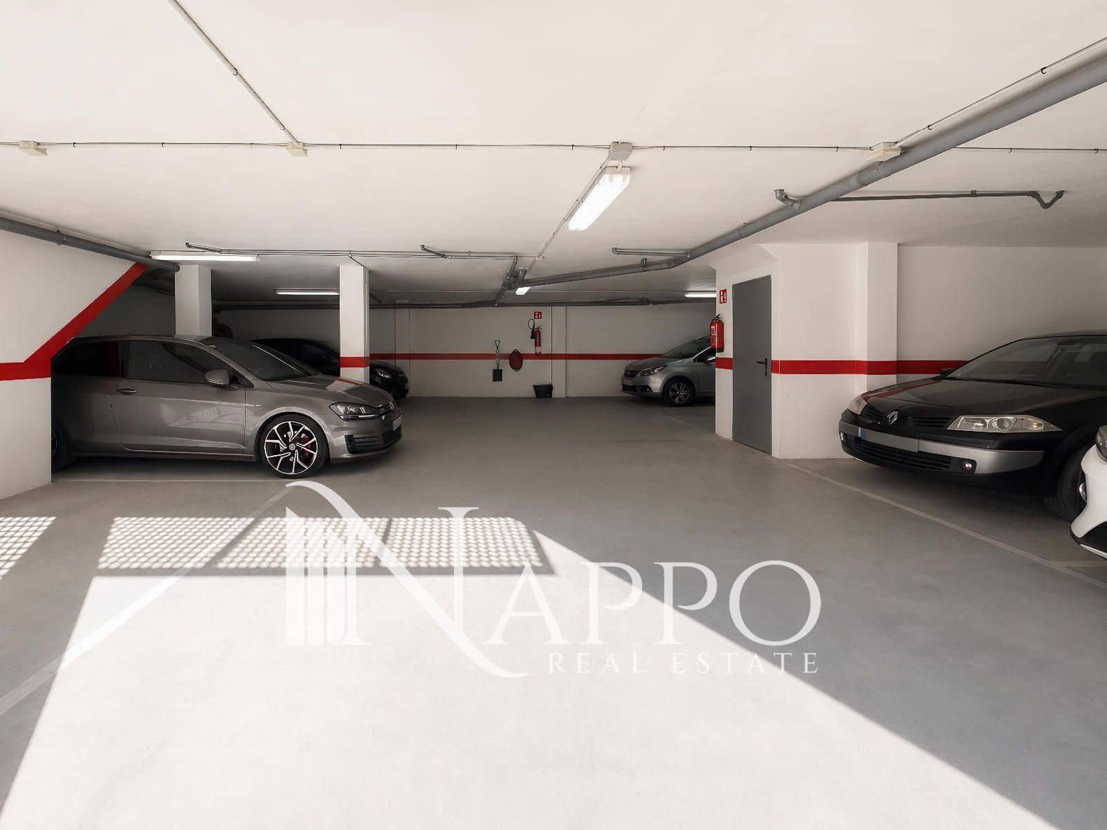 2 bedroom Flat for sale in Sa Cabaneta / La Cabaneta with garage - € 389,000 (Ref: 9838675)