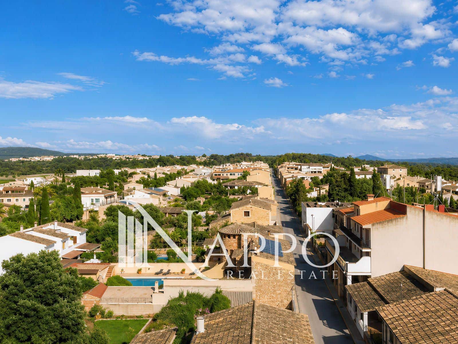 2 bedroom Flat for sale in Sa Cabaneta / La Cabaneta with garage - € 389,000 (Ref: 9838675)
