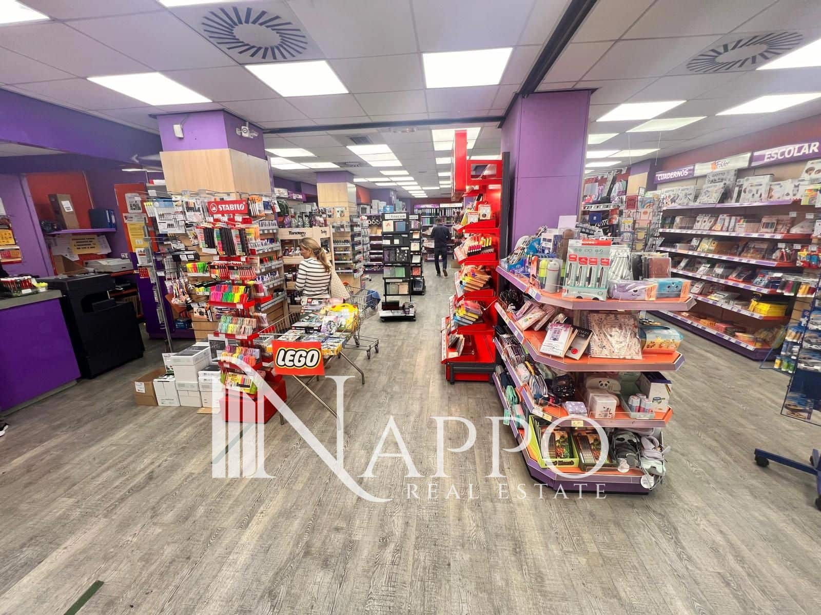 Commercial for rent in Palma de Mallorca - € 3,000 (Ref: 9838676)