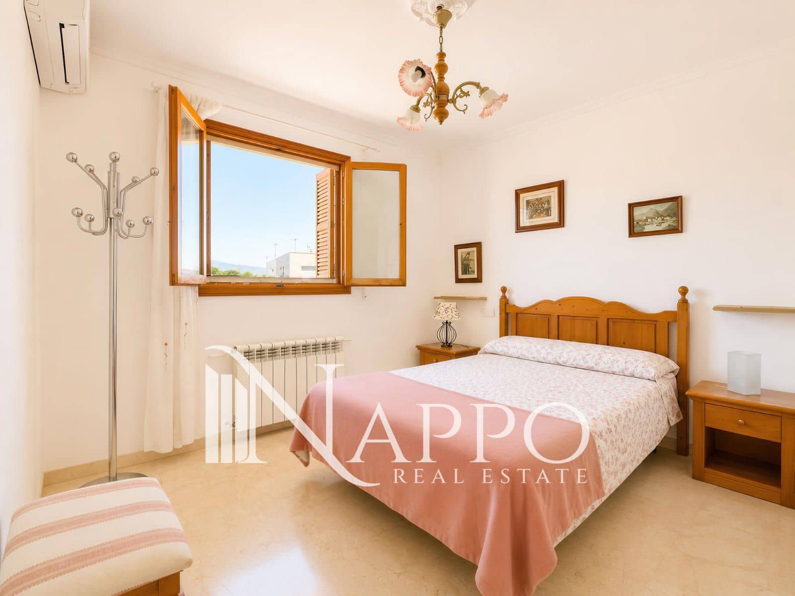 4 bedroom Townhouse for sale in Son Sardina with garage - € 730,000 (Ref: 9839958)