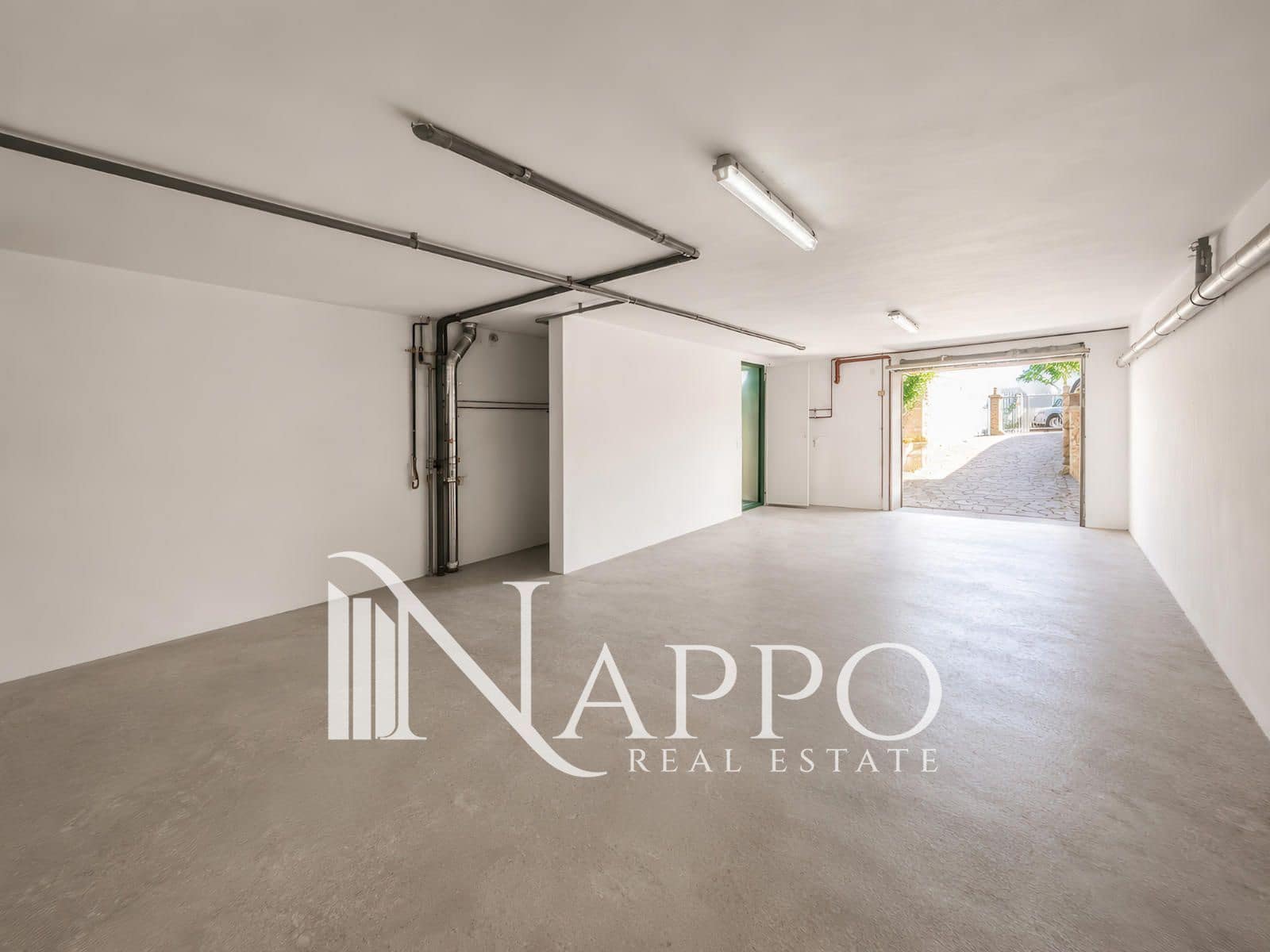4 bedroom Townhouse for sale in Son Sardina with garage - € 730,000 (Ref: 9839958)
