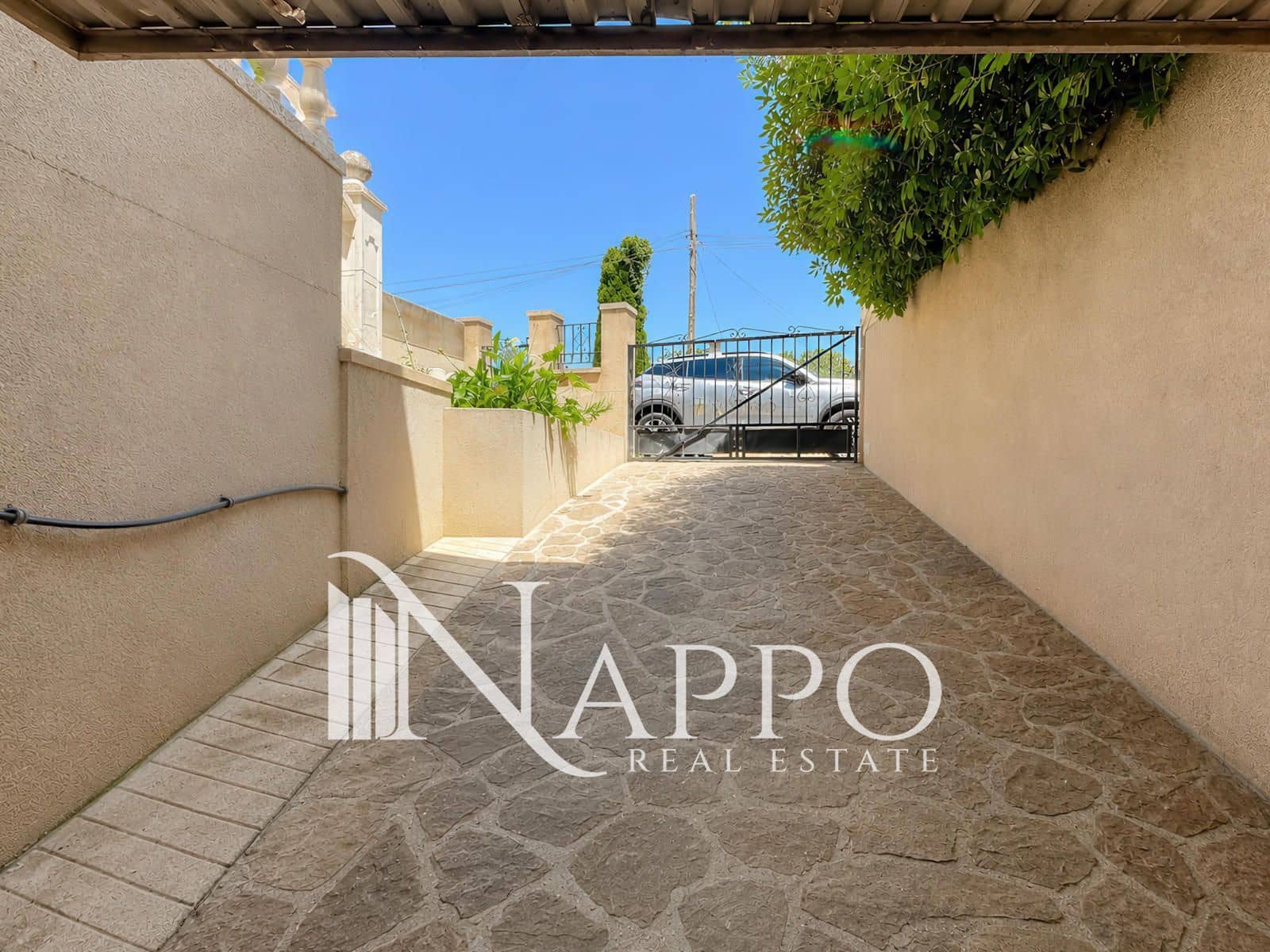 4 bedroom Townhouse for sale in Son Sardina with garage - € 730,000 (Ref: 9839958)