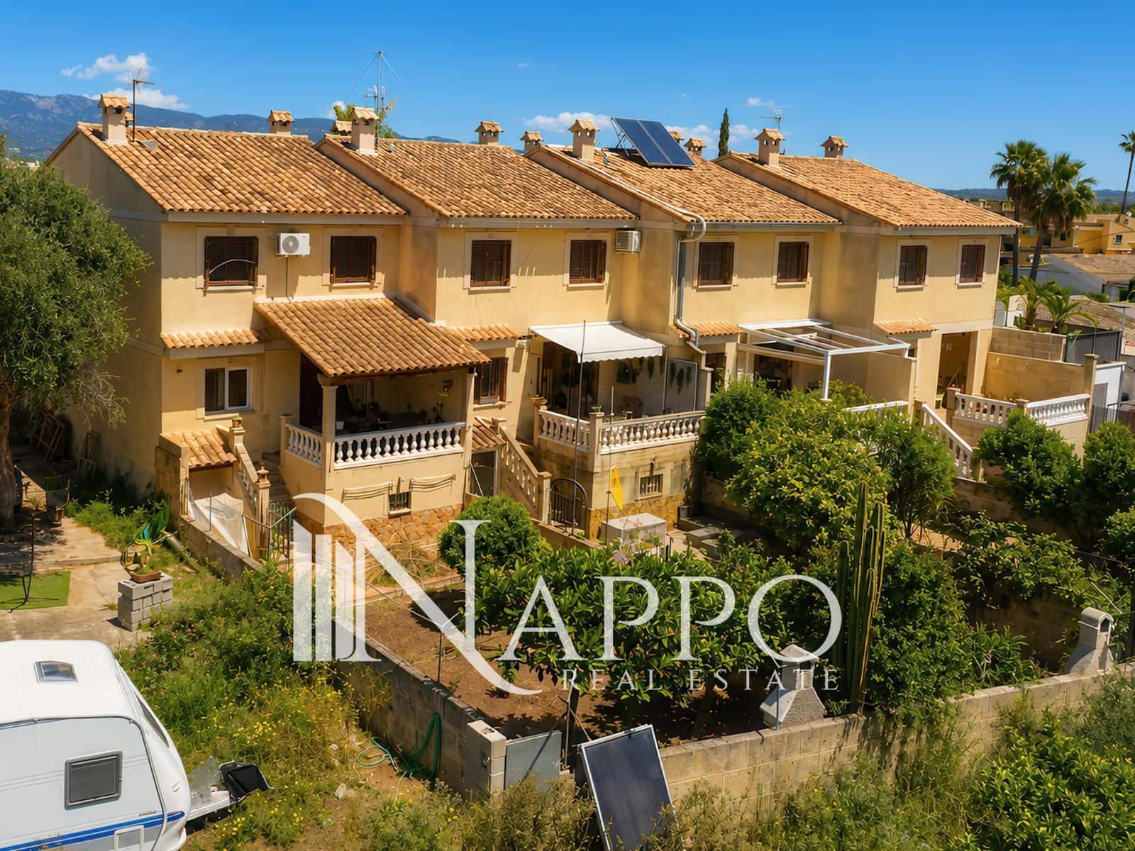 4 bedroom Townhouse for sale in Son Sardina with garage - € 730,000 (Ref: 9839958)