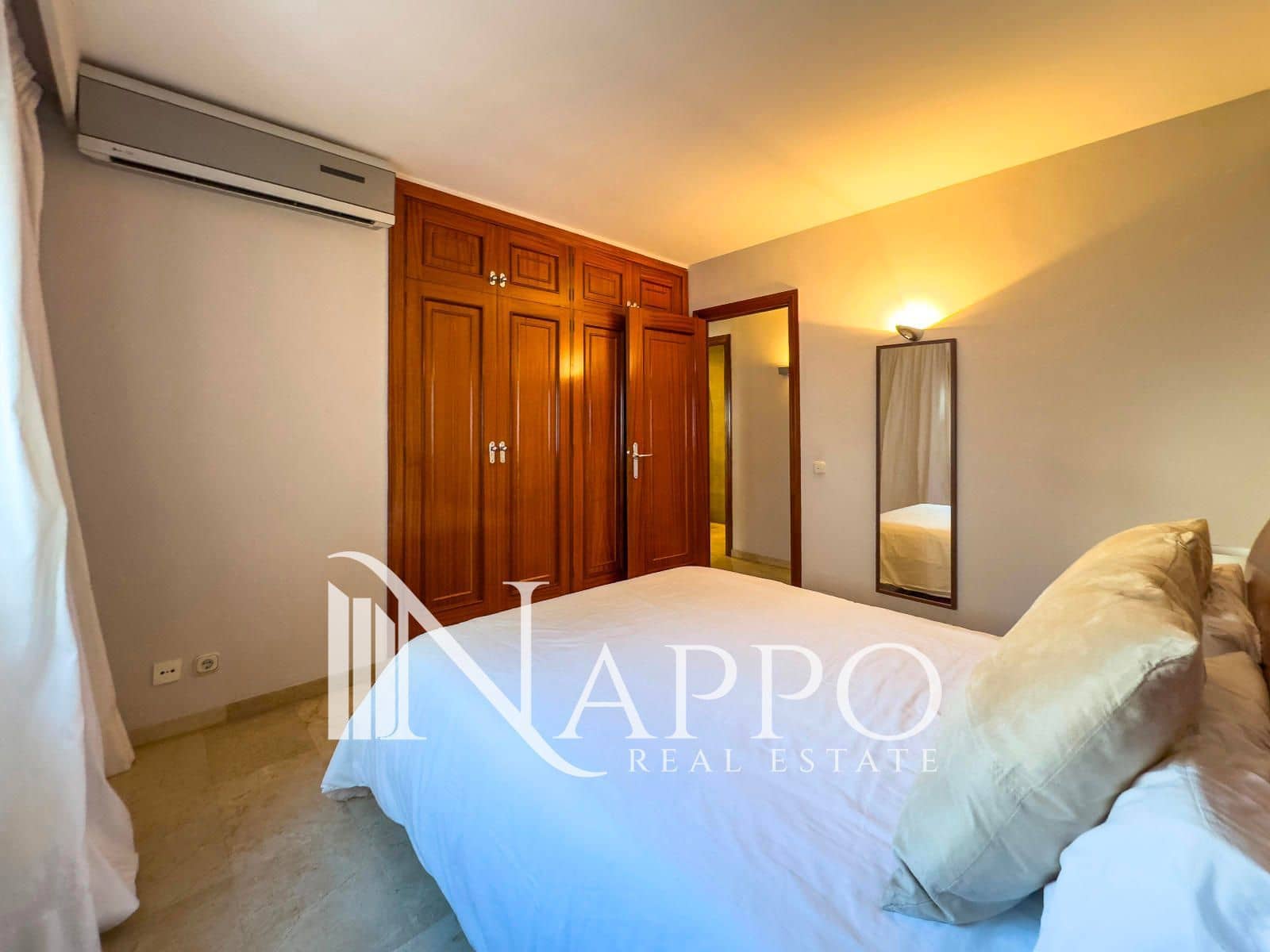 2 bedroom Flat for rent in Palma de Mallorca with garage - € 1,600 (Ref: 9841729)
