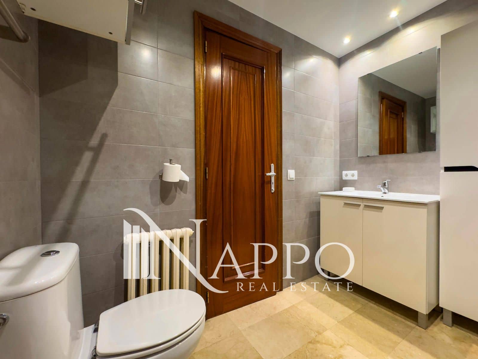 2 bedroom Flat for rent in Palma de Mallorca with garage - € 1,600 (Ref: 9841729)