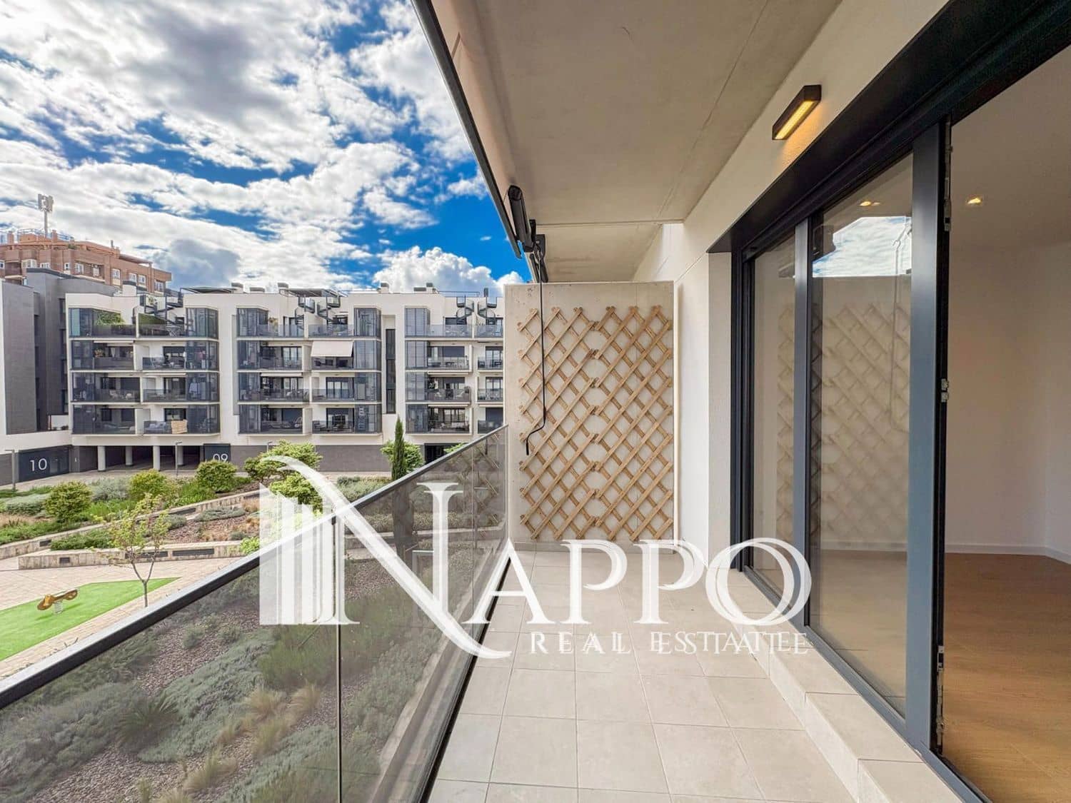 3 bedroom Flat for rent in Palma de Mallorca with pool garage - € 2,000 (Ref: 9848125)