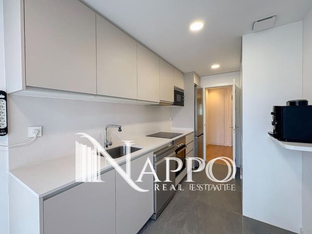 3 bedroom Flat for rent in Palma de Mallorca with pool garage - € 2,000 (Ref: 9848125)