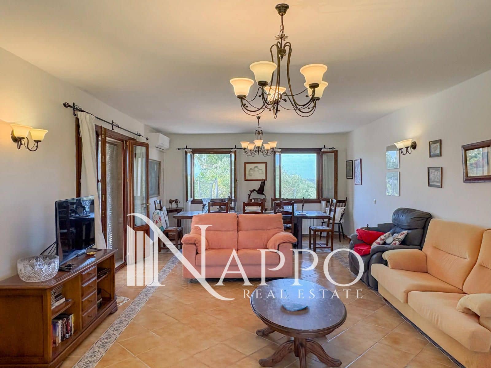 5 bedroom Villa for sale in Felanitx with pool garage - € 1,350,000 (Ref: 9850361)
