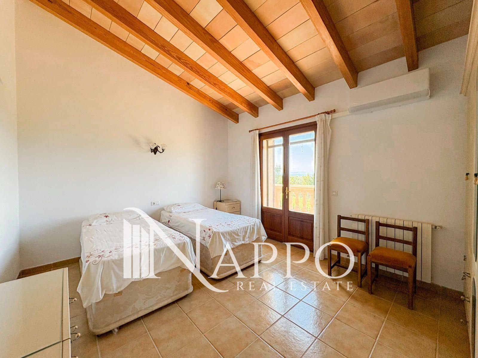 5 bedroom Villa for sale in Felanitx with pool garage - € 1,350,000 (Ref: 9850361)