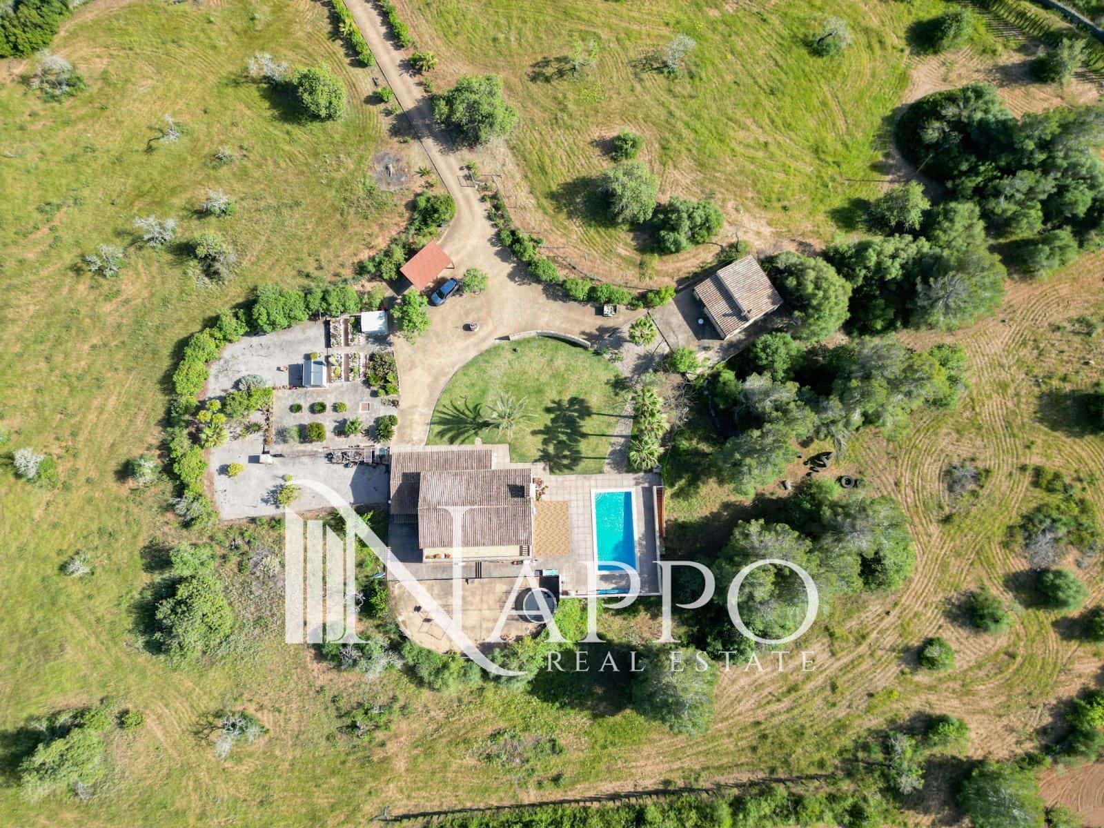 5 bedroom Villa for sale in Felanitx with pool garage - € 1,350,000 (Ref: 9850361)