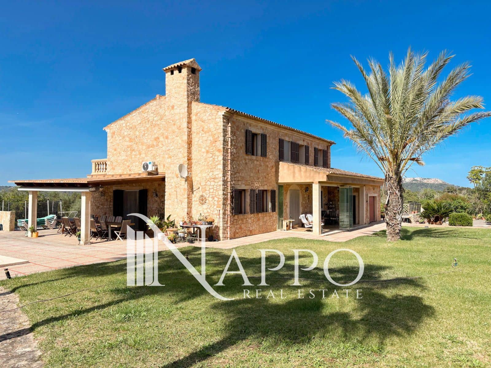 5 bedroom Villa for sale in Felanitx with pool garage - € 1,350,000 (Ref: 9850361)