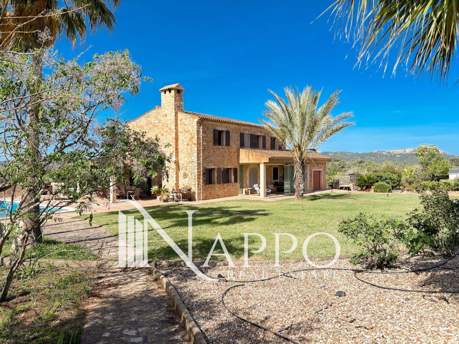 5 bedroom Villa for sale in Felanitx with pool garage - € 1,350,000 (Ref: 9850361)