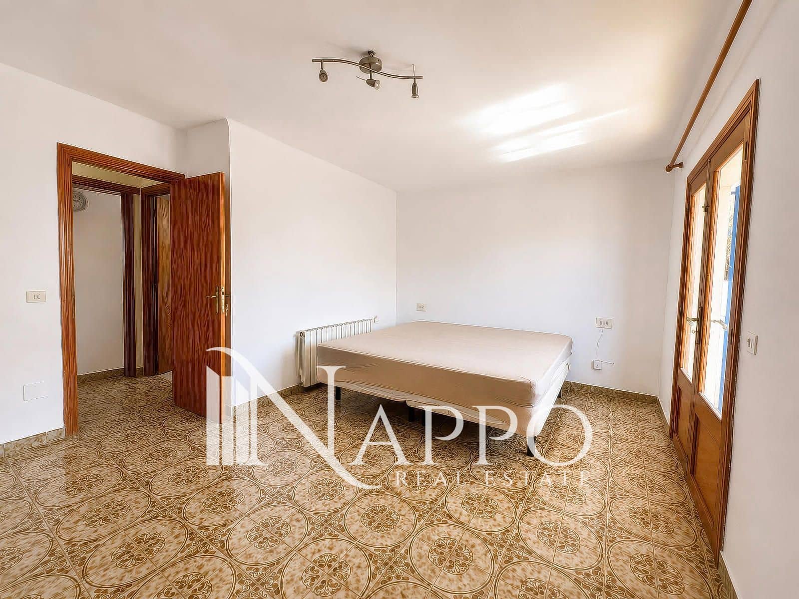 4 bedroom Villa for sale in Santanyi - € 699,000 (Ref: 9850362)