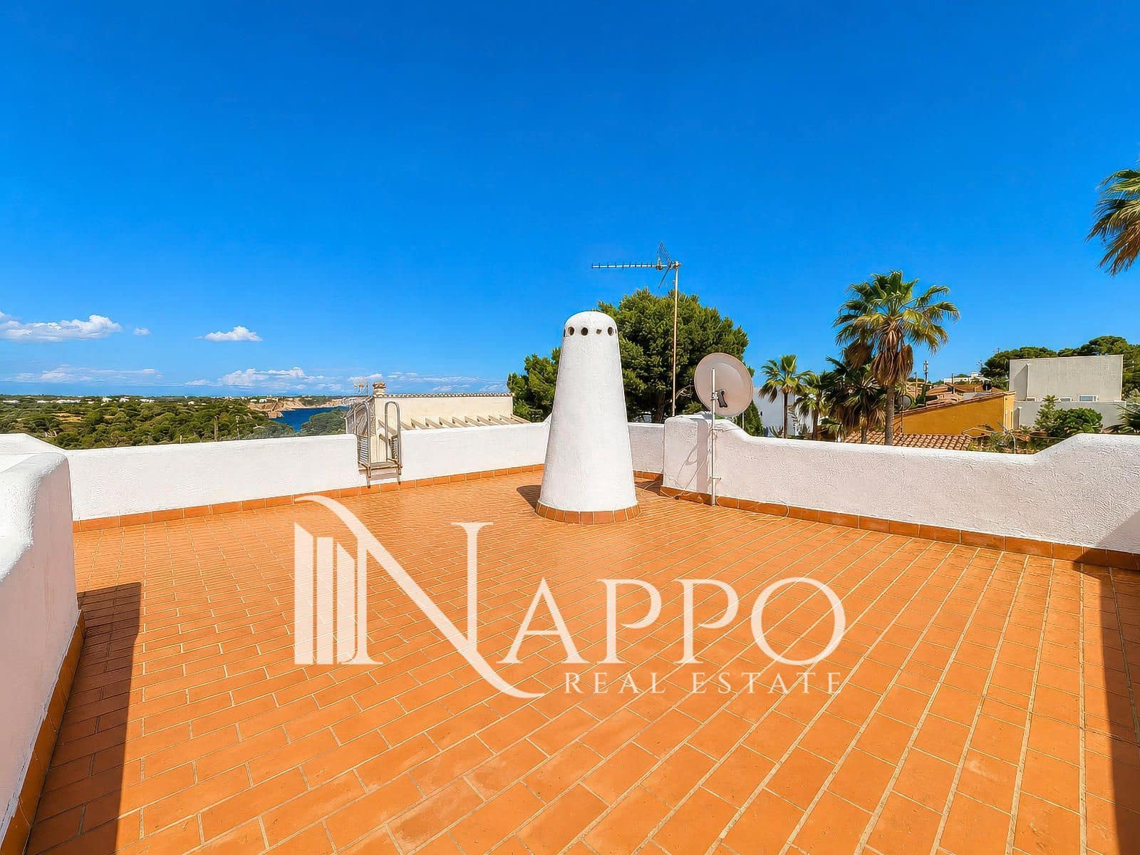 4 bedroom Villa for sale in Santanyi - € 699,000 (Ref: 9850362)