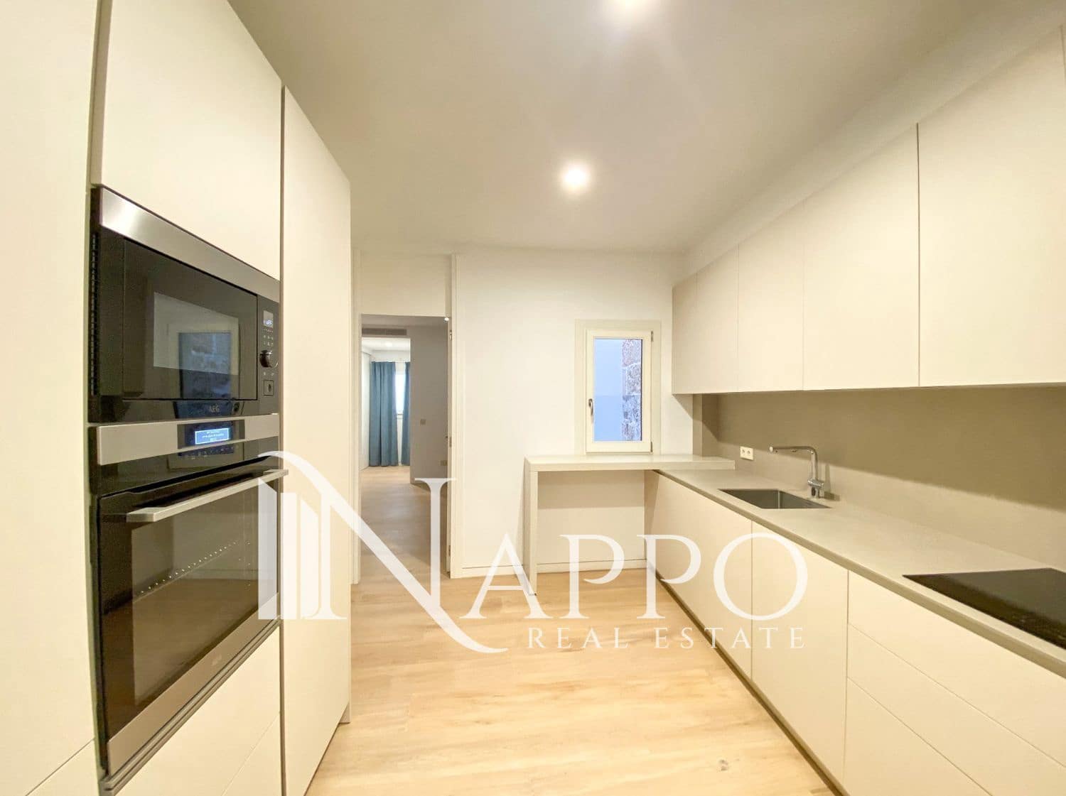 1 bedroom Flat for rent in Palma de Mallorca - € 2,000 (Ref: 9853029)
