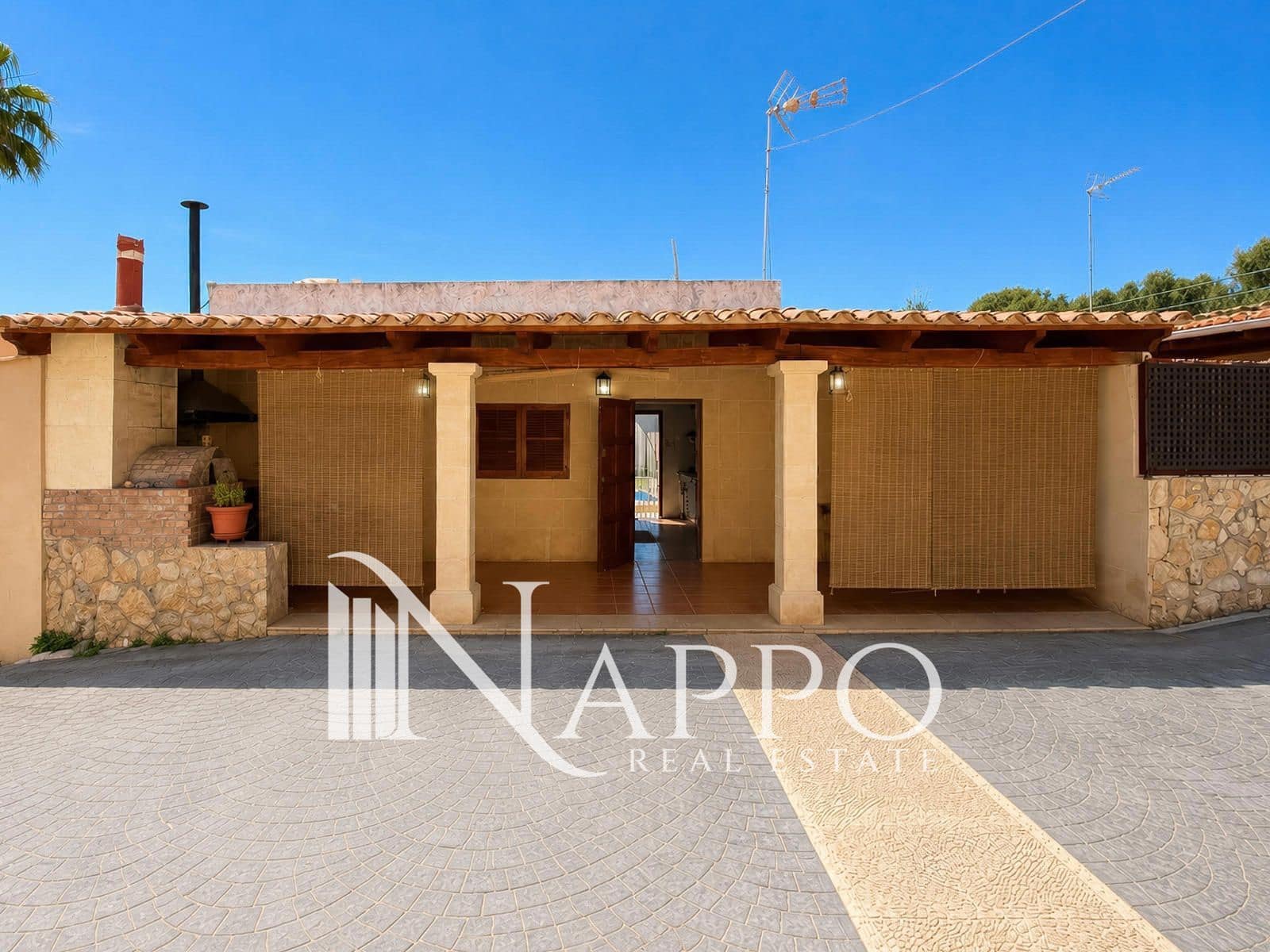 4 bedroom Townhouse for sale in Portol with pool garage - € 849,000 (Ref: 9858648)