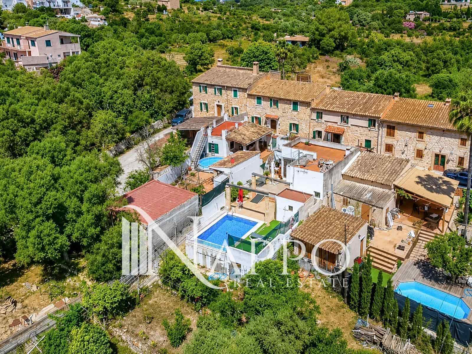 4 bedroom Townhouse for sale in Portol with pool garage - € 849,000 (Ref: 9858648)