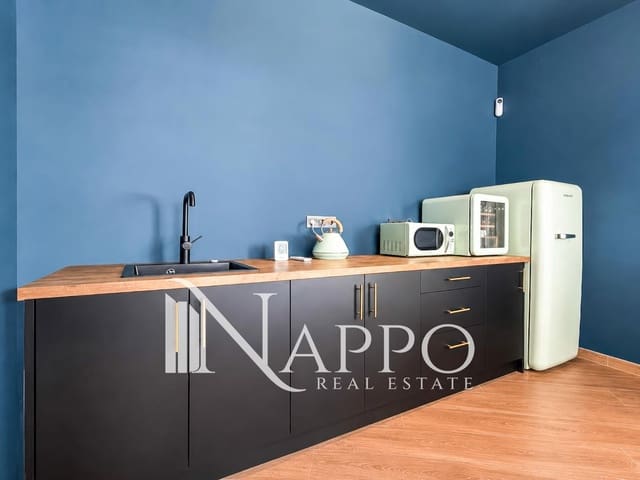 Kaupallinen myytävänä paikassa Palma de Mallorca - 349 900 € (Ref: 9860995)