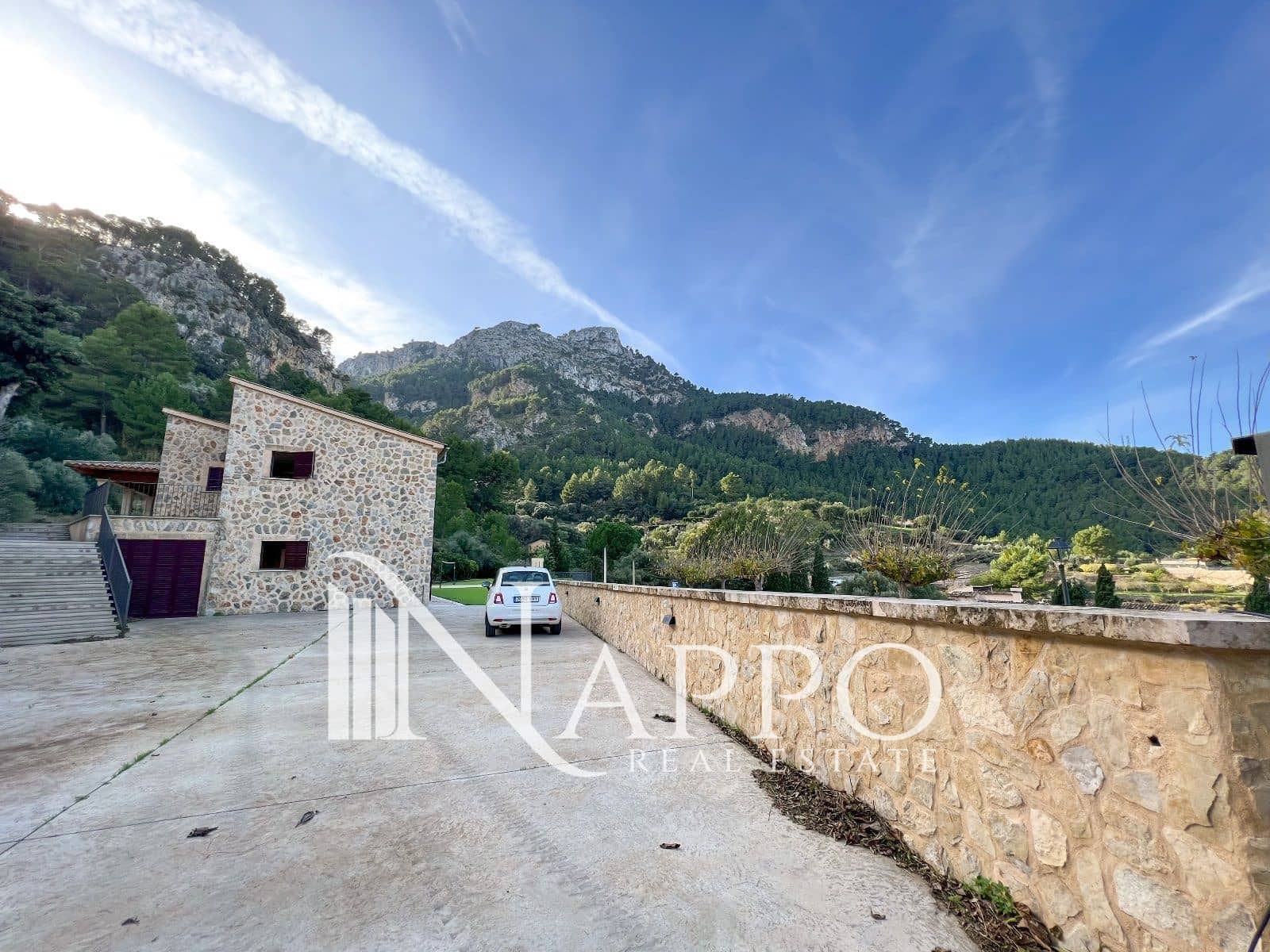 7 bedroom Villa for sale in Andratx with pool garage - € 3,500,000 (Ref: 9861329)