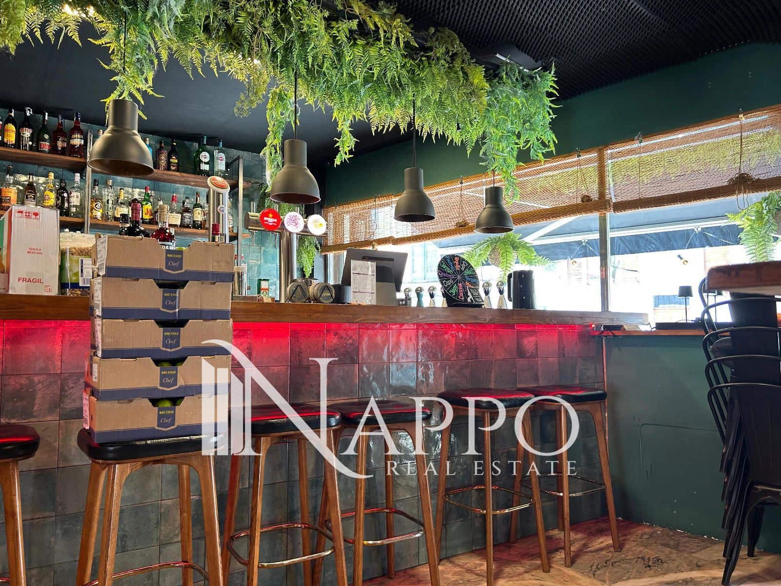 Kaupallinen vuokrattavana paikassa Palma de Mallorca - 2 200 € (Ref: 9866153)