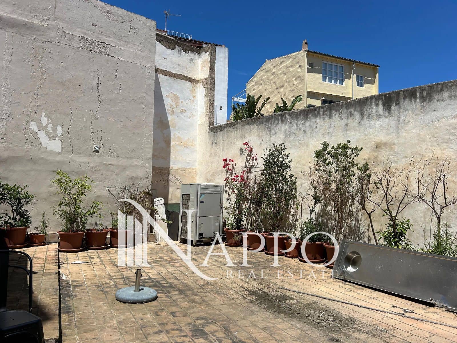 Kaupallinen vuokrattavana paikassa Palma de Mallorca - 2 200 € (Ref: 9866153)
