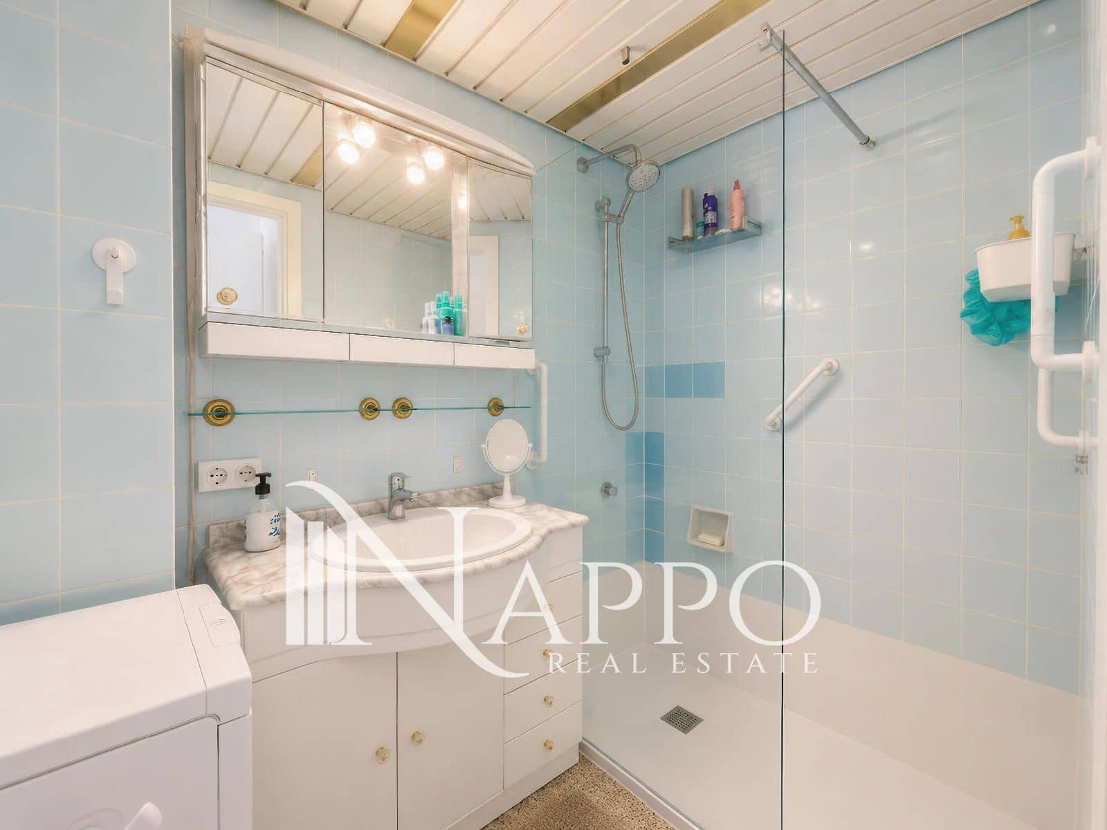 2 bedroom Flat for sale in Palmanova with pool garage - € 320,000 (Ref: 9866199)