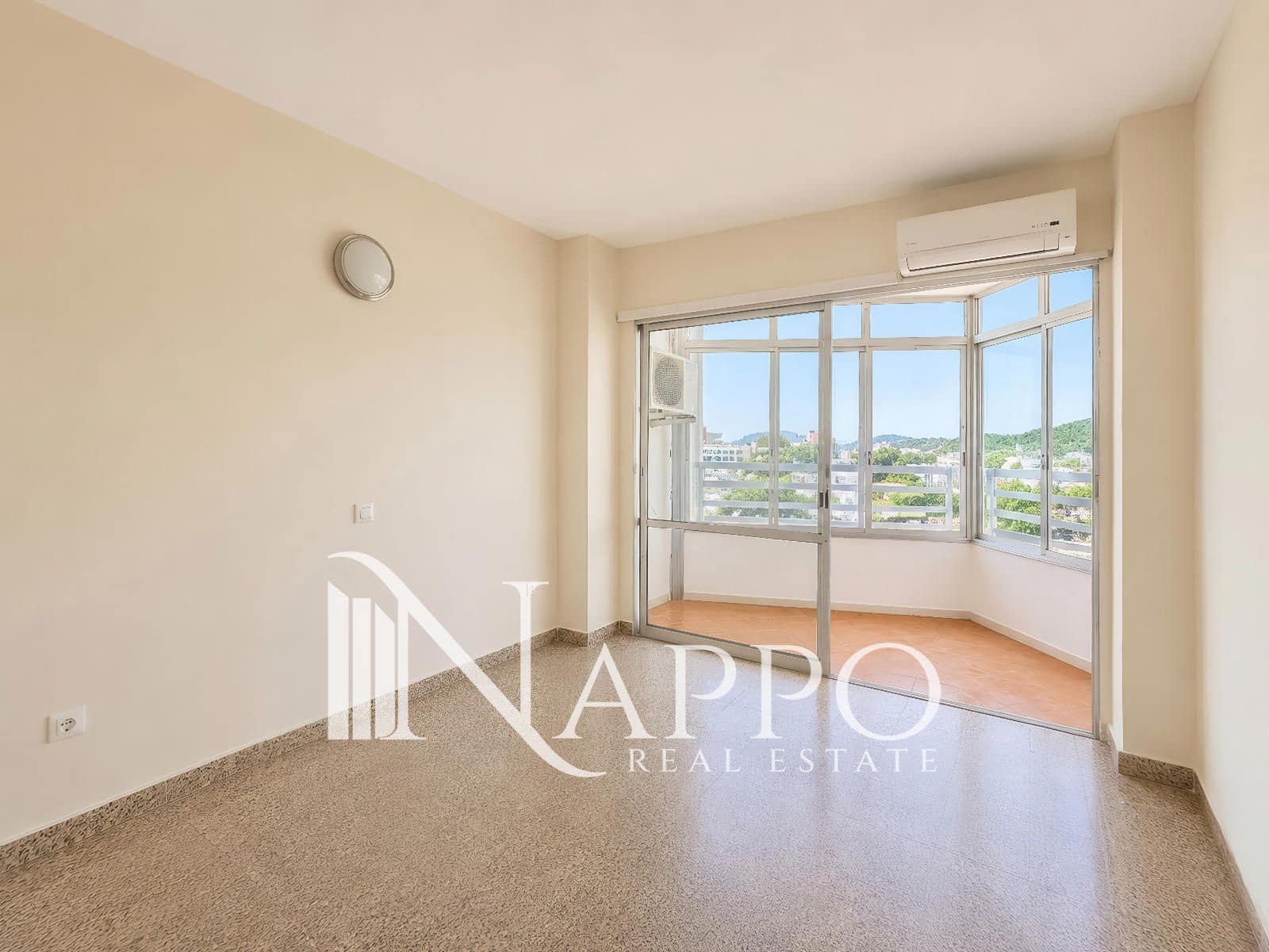 2 bedroom Flat for sale in Palmanova with pool garage - € 320,000 (Ref: 9866199)