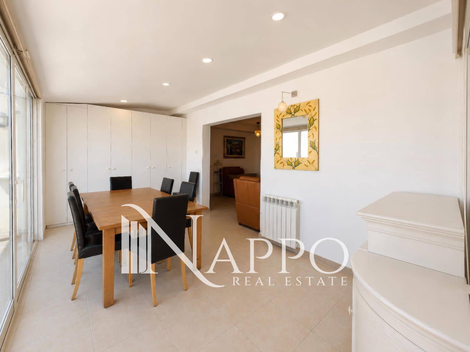 2 bedroom Flat for rent in Palma de Mallorca - € 2,000 (Ref: 9867258)