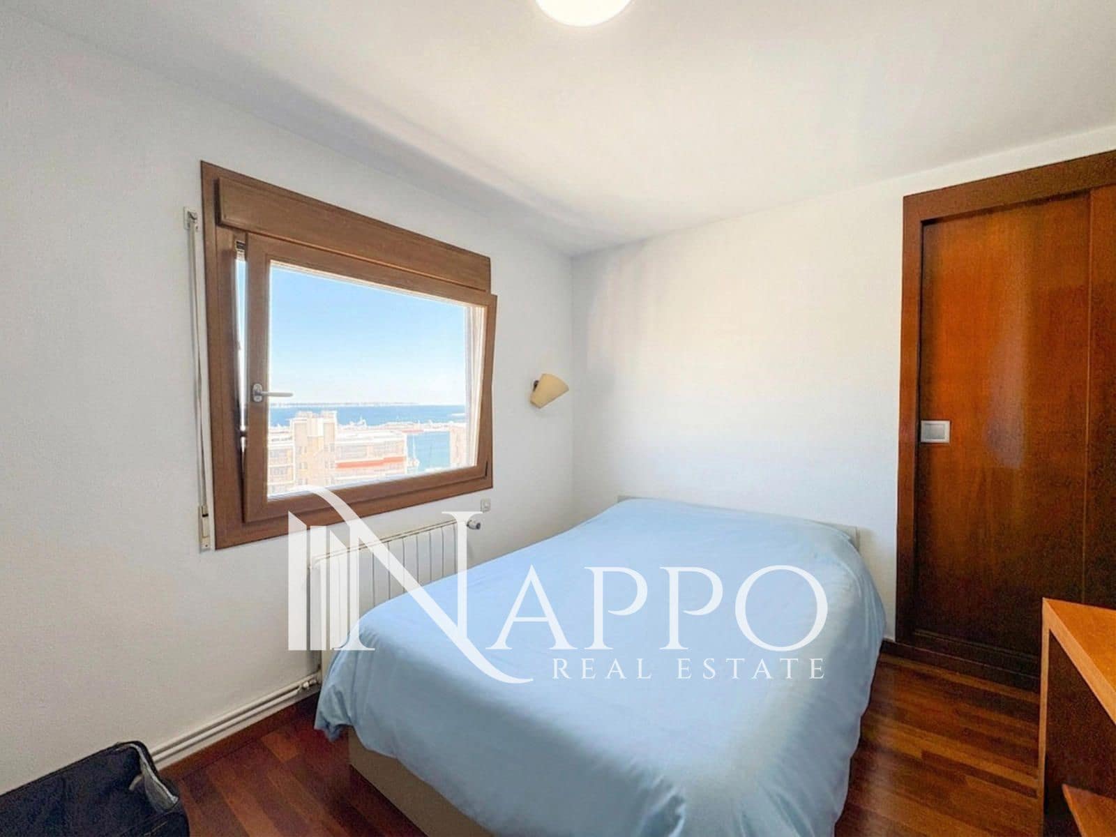 3 soveværelse Penthouse til leje i Palma de Mallorca med garage - € 2.900 (Ref: 9872698)