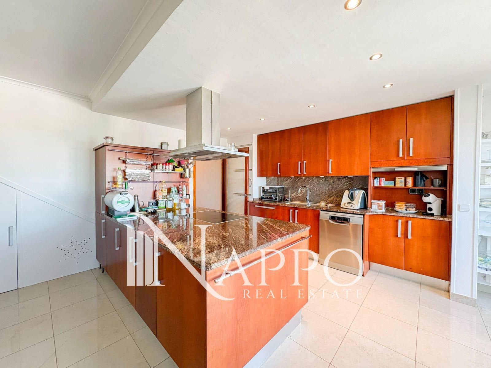 3 soveværelse Penthouse til leje i Palma de Mallorca med garage - € 2.900 (Ref: 9872698)