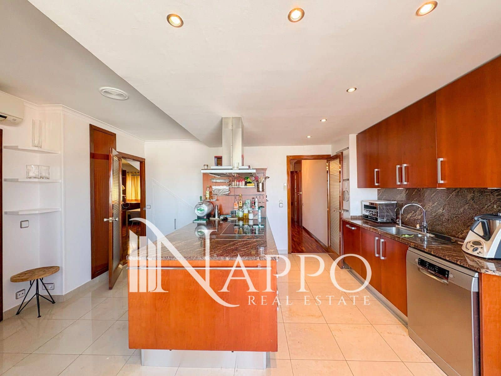 3 soveværelse Penthouse til leje i Palma de Mallorca med garage - € 2.900 (Ref: 9872698)