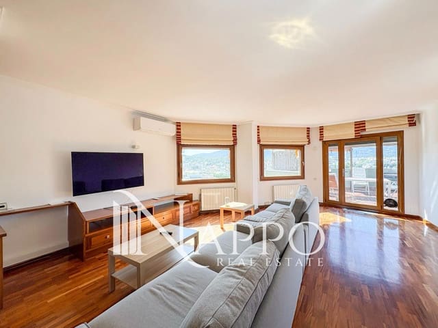 3 soveværelse Penthouse til leje i Son Armadans, Palma de Mallorca med garage - € 3.500 (Ref: 9872698)