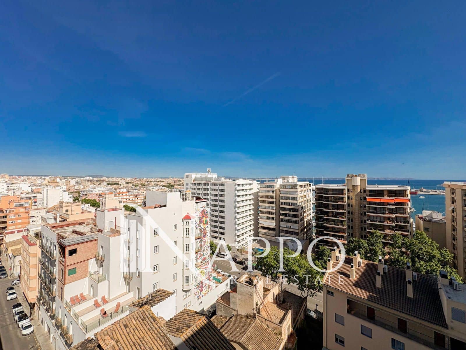 3 soveværelse Penthouse til leje i Palma de Mallorca med garage - € 2.900 (Ref: 9872698)