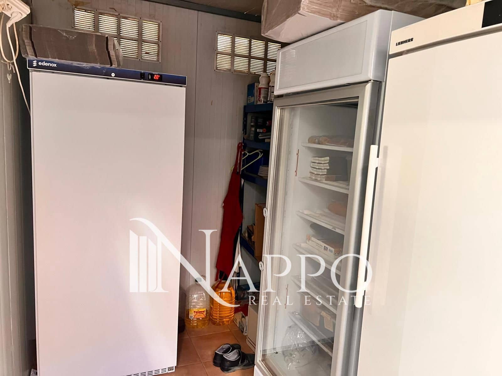 Commercial for rent in Consell - € 1,000 (Ref: 9882430)